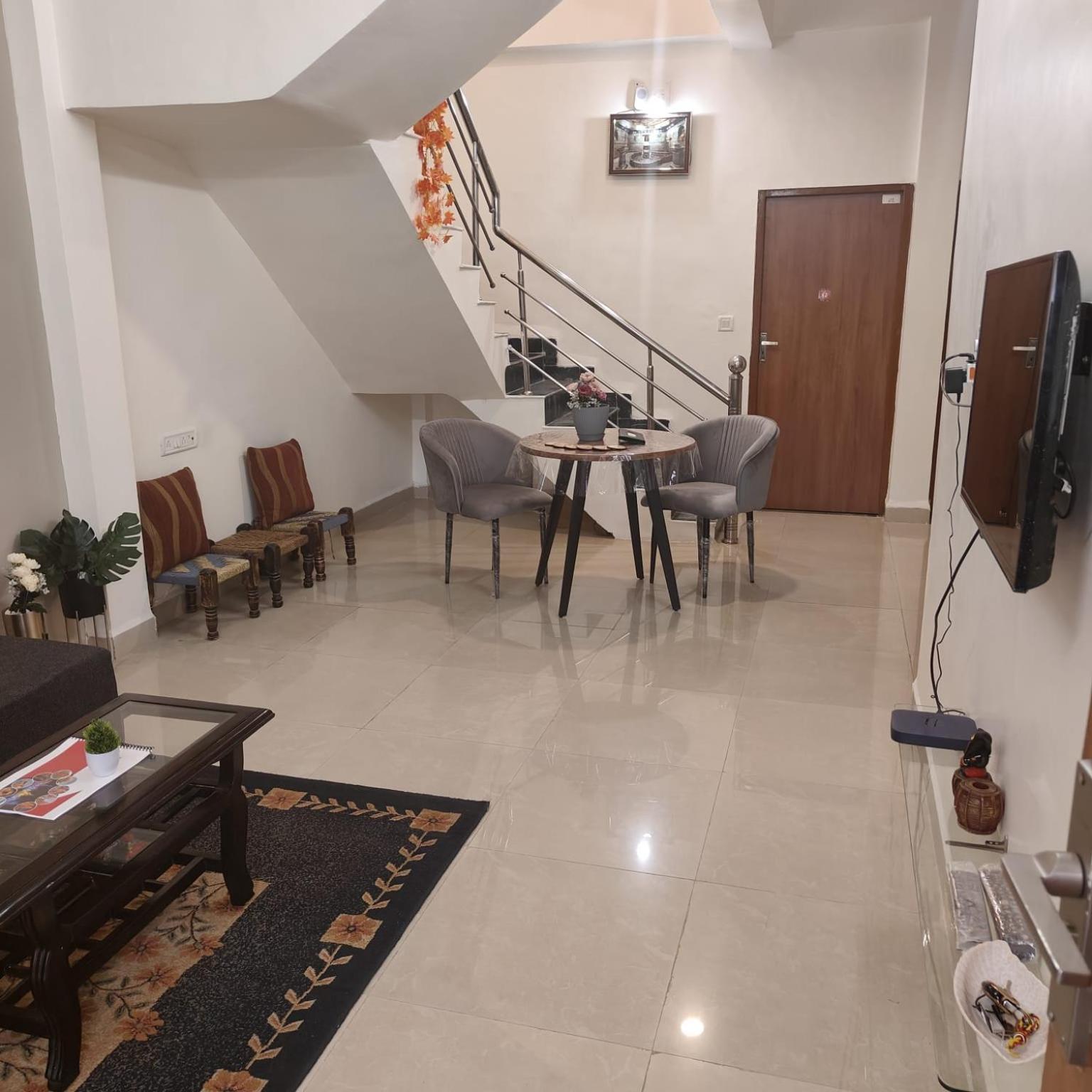 乌贾因Mahadev Mansion别墅 外观 照片