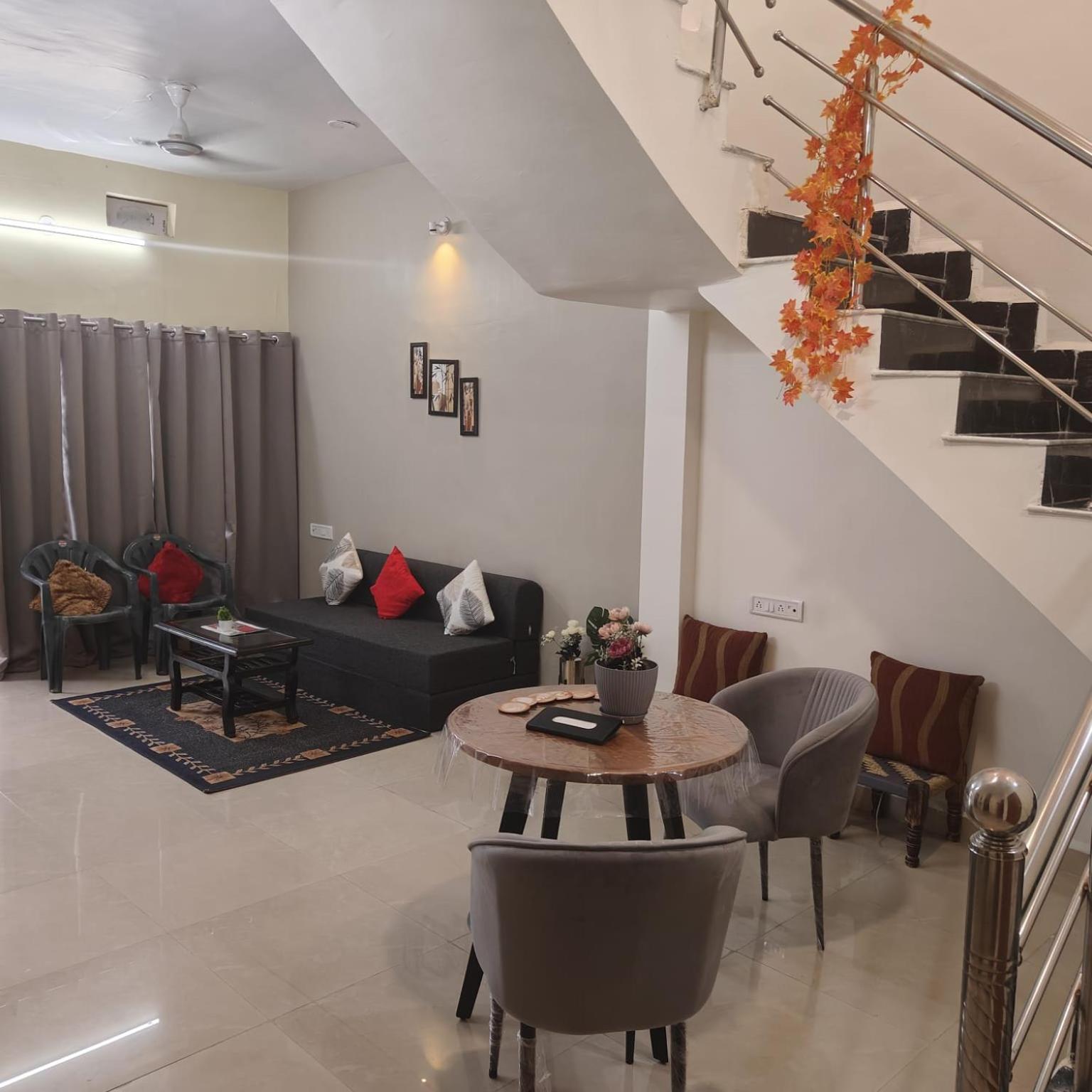 乌贾因Mahadev Mansion别墅 外观 照片